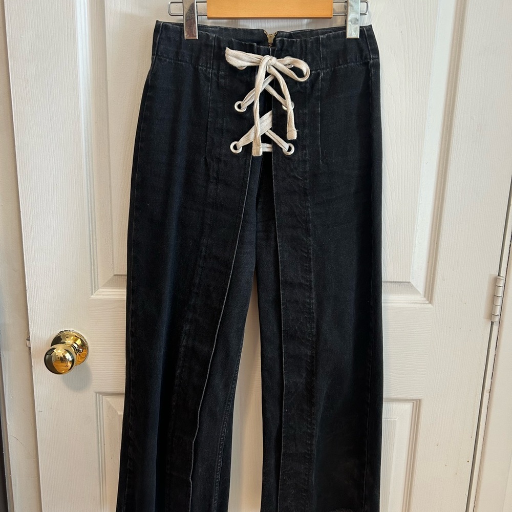 Topshop Rare Black Lace-Up Cropped Jeans